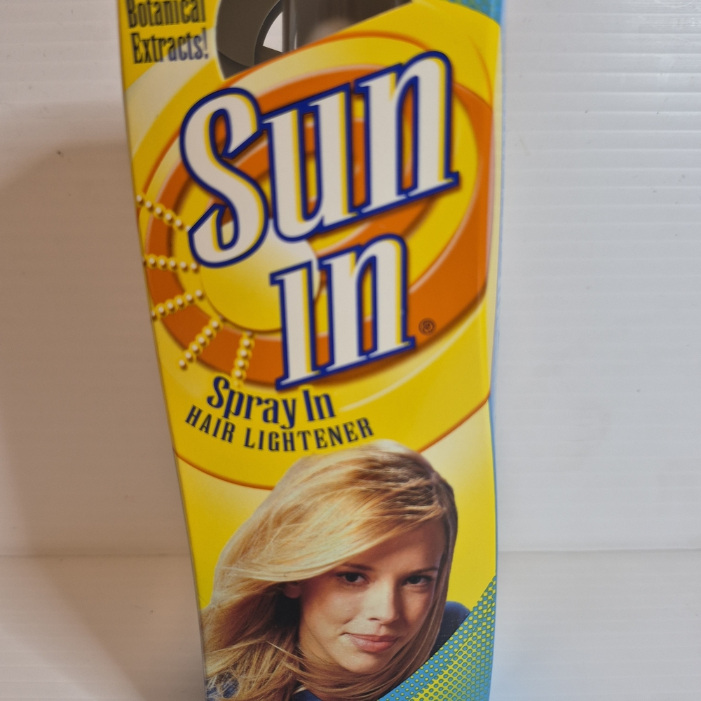 Spray In Hair Lightener - Picture 2 of 6